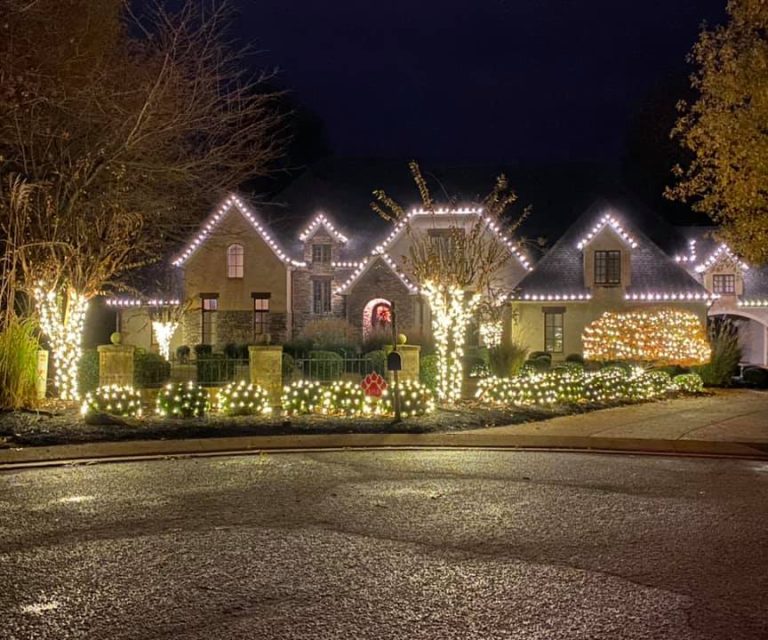 Residential Holiday Lighting in Libertyville Residential Holiday Lighting in Libertyville, five star Residential Holiday Lighting in Libertyville, who does Residential Holiday Lighting in Libertyville, company that does Residential Holiday Lighting in Libertyville