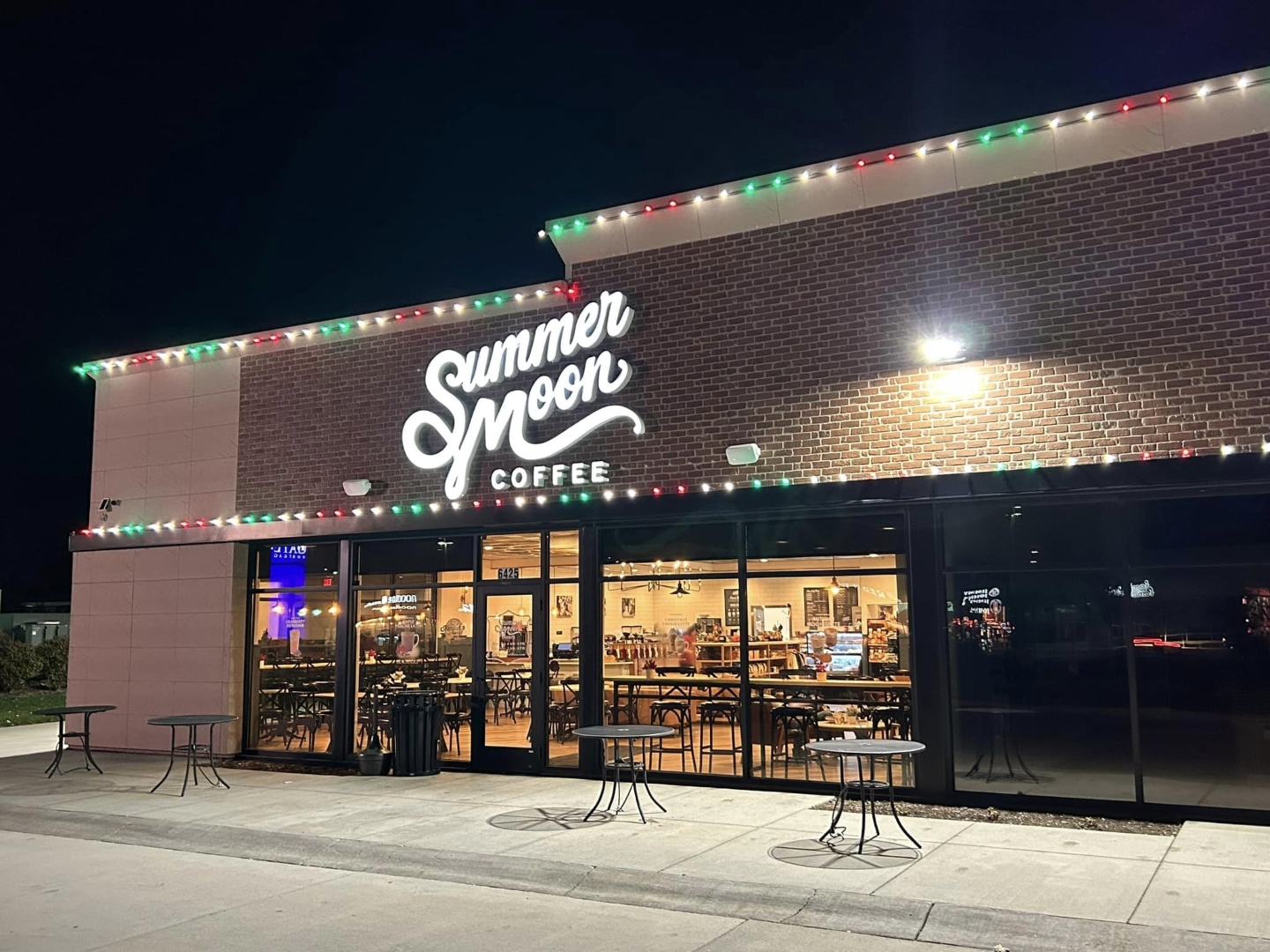 trusted Christmas lighting installation in Libertyville Christmas lighting installation in Libertyville, holiday lighting installation Libertyville IL, commercial Christmas lights Libertyville